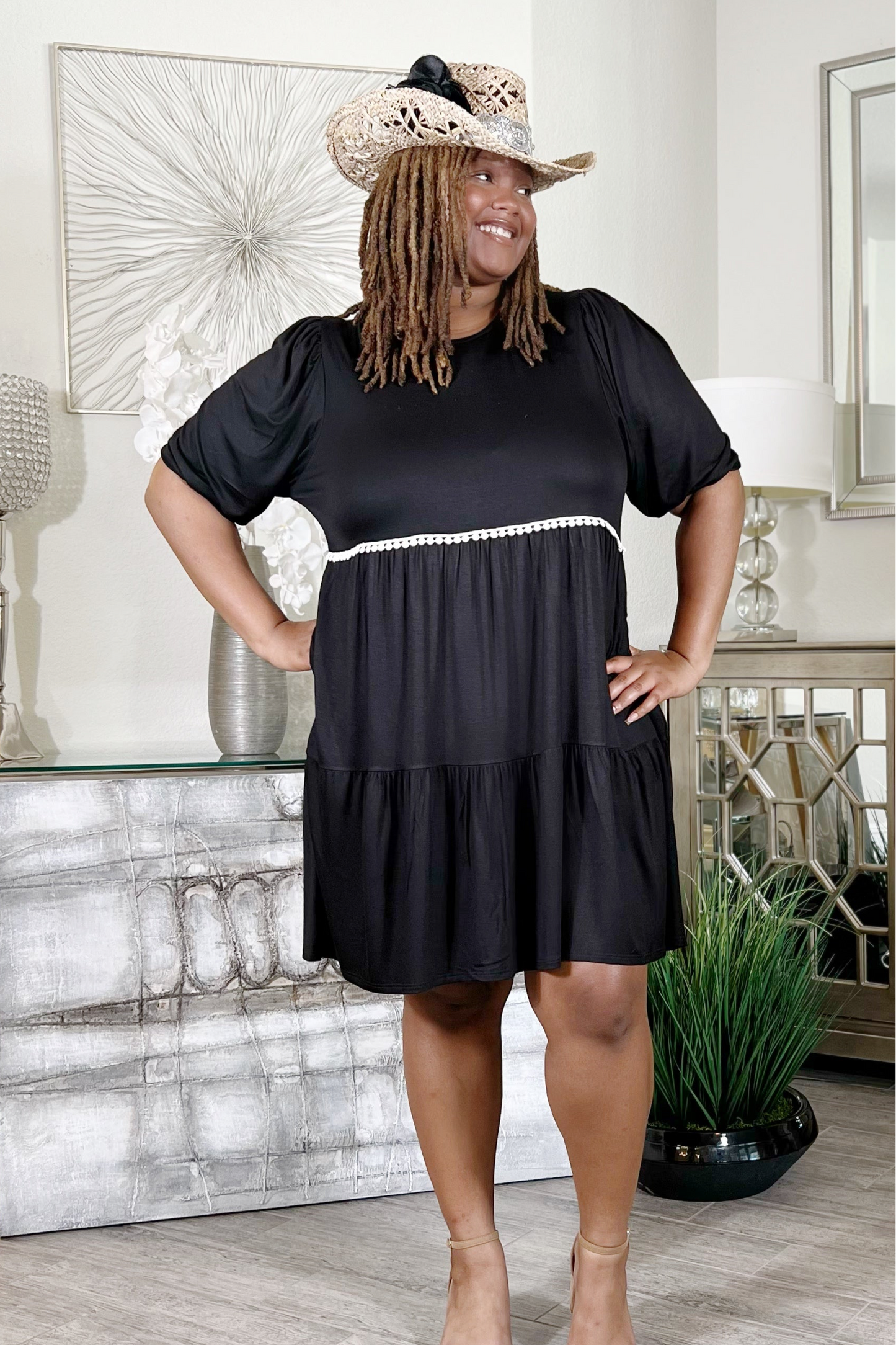 Black Dress w/Mid Detail-PLUS