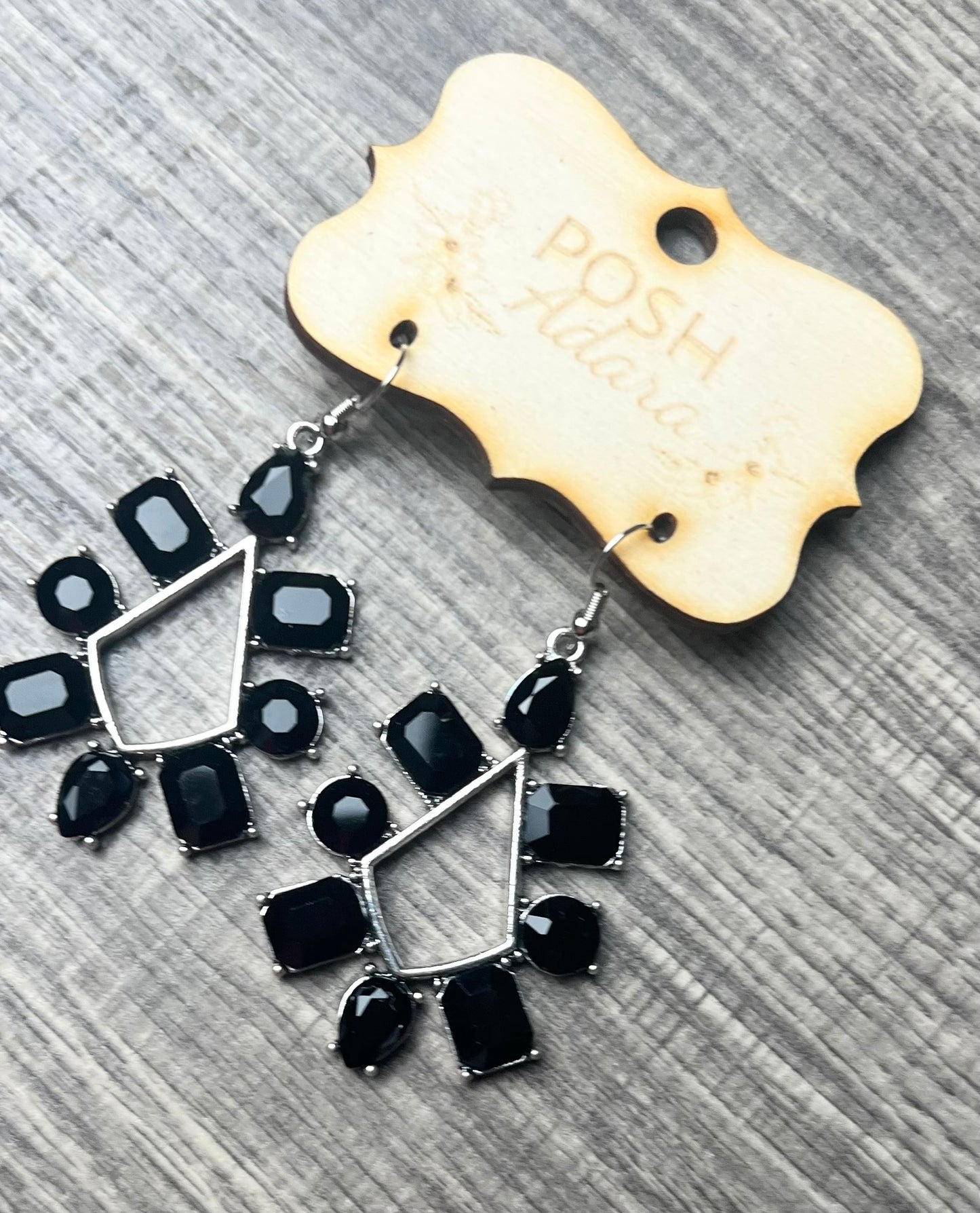 BLACK SHAPES EARRINGS