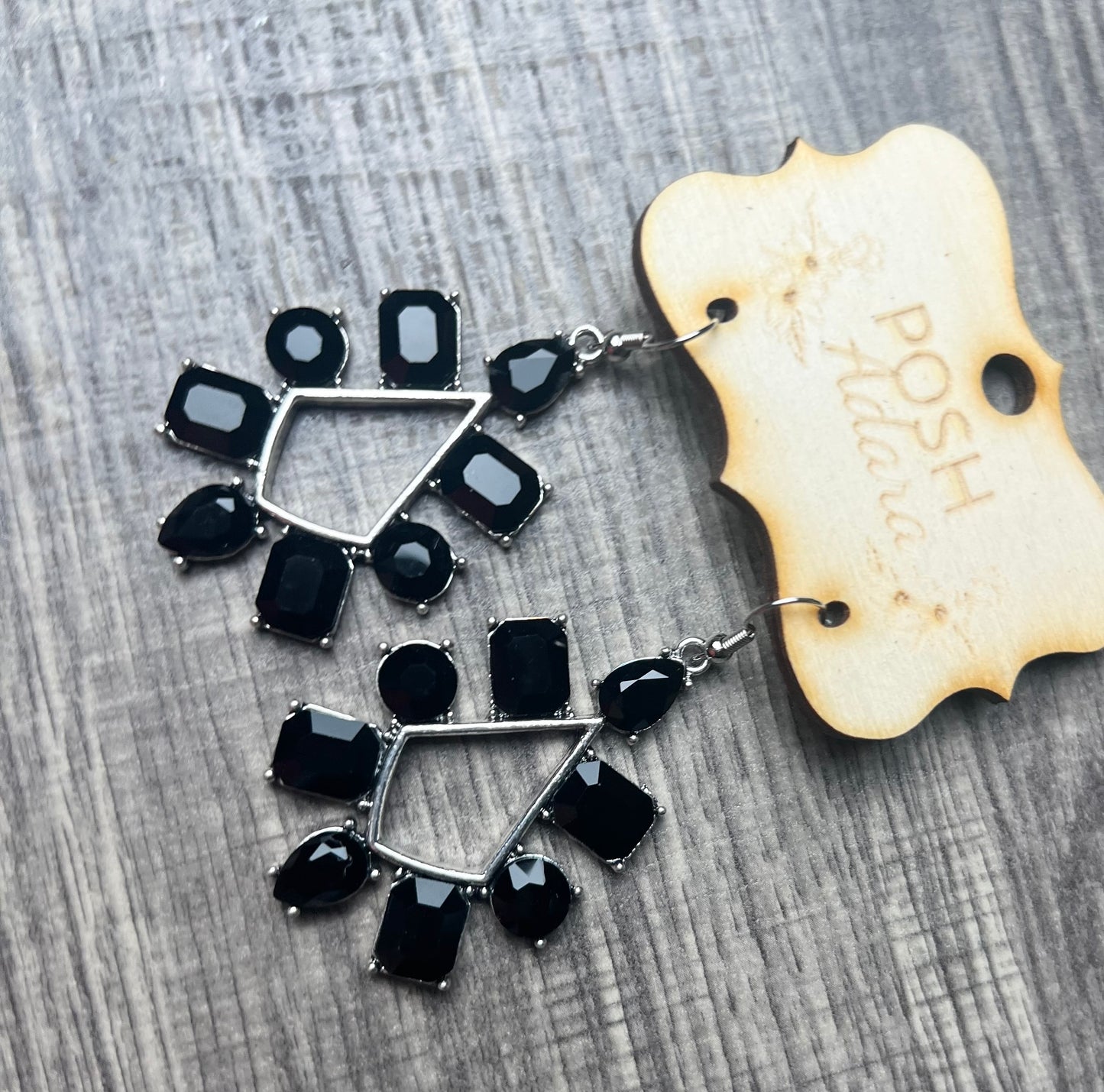 BLACK SHAPES EARRINGS