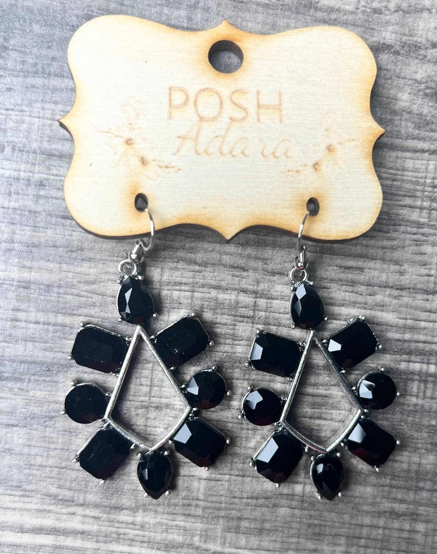 BLACK SHAPES EARRINGS