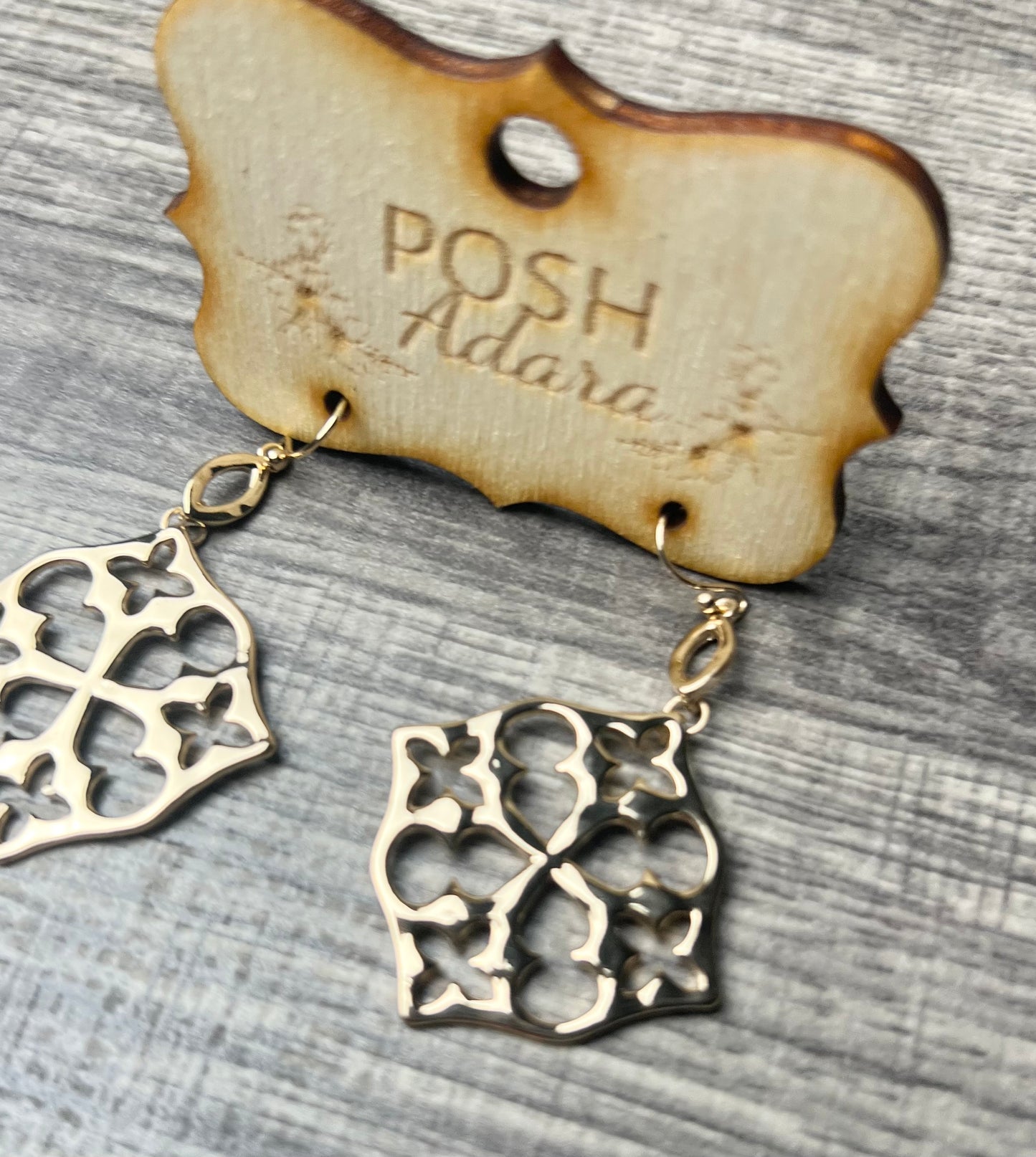 A GOLDEN MAZE EARRINGS