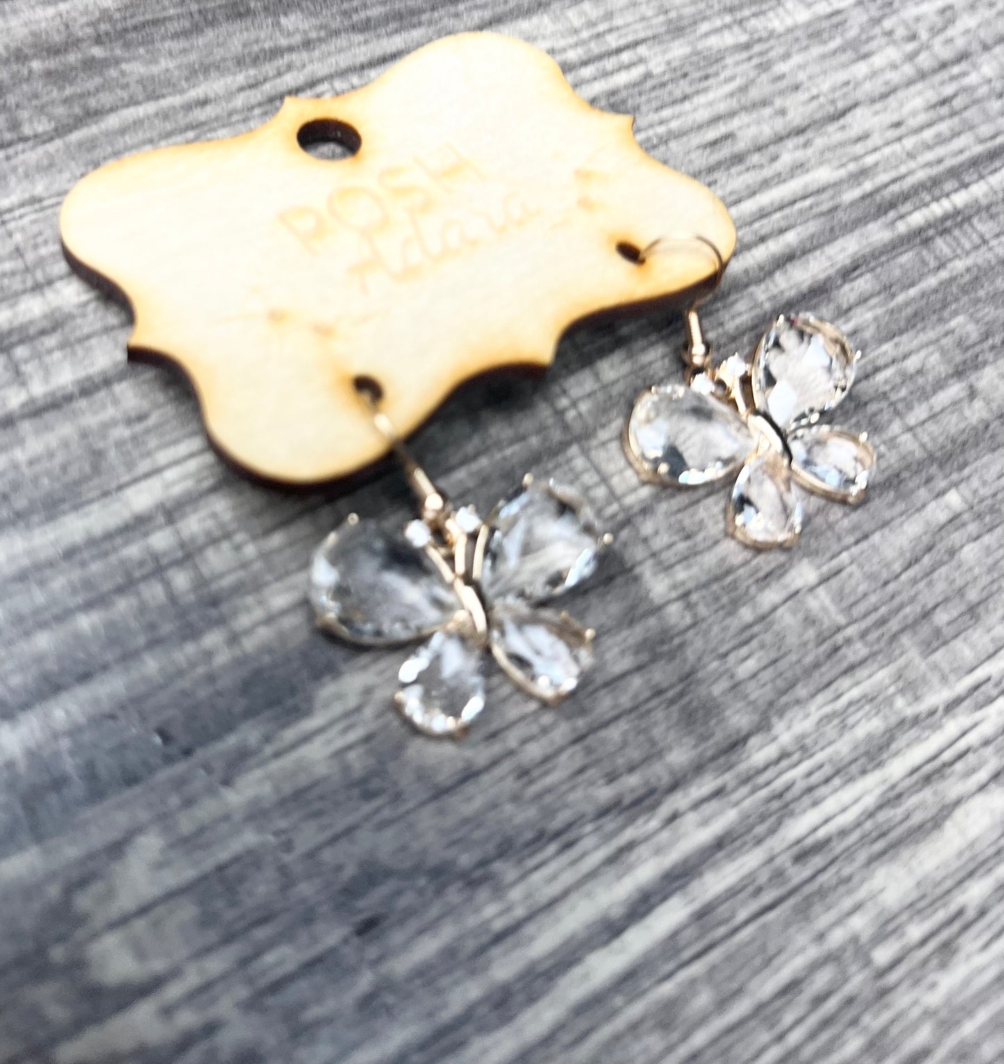 CLEAR BUTTERFLY EARRINGS