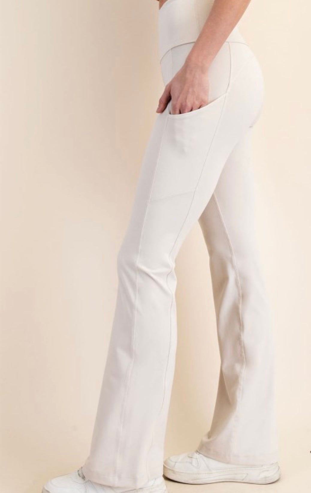 IVORY YOGA SET