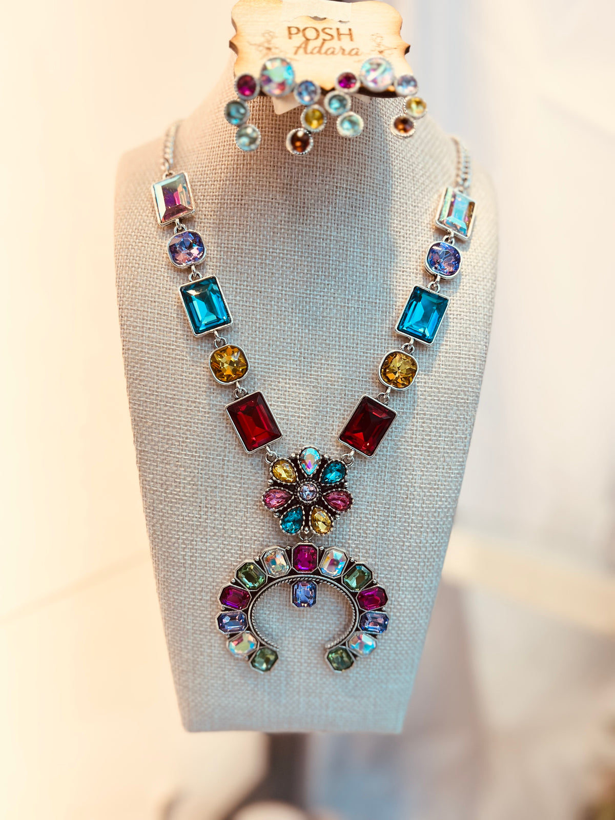 Glitz & Glam Fashion Necklace Collection