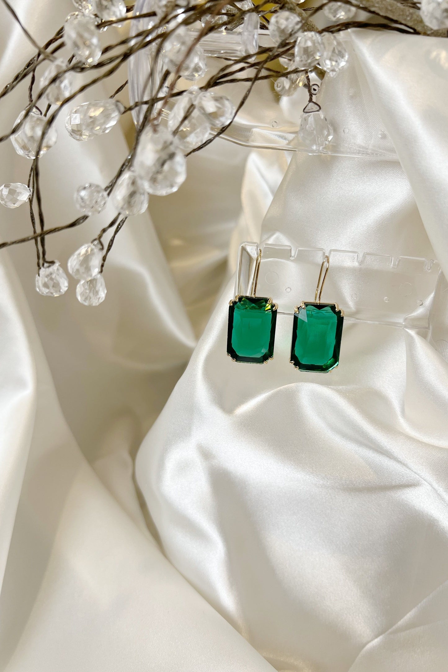 Elegant and Charming Fashion Gem Earrings