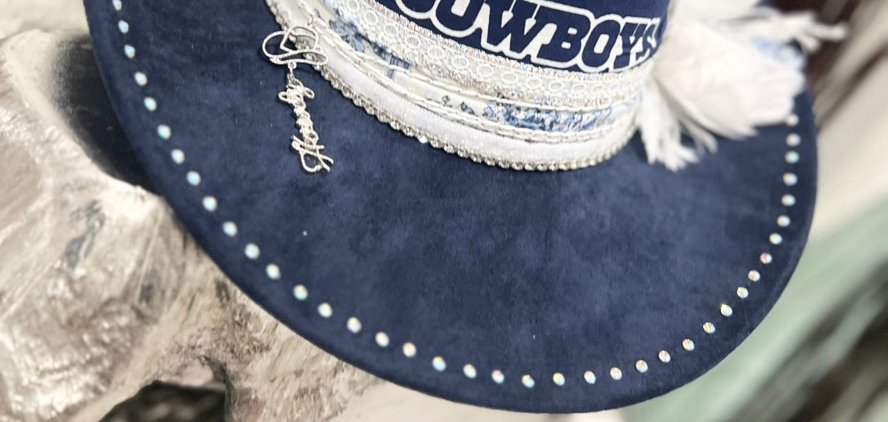 Minimal Rhinestones|Crystals on Hat
