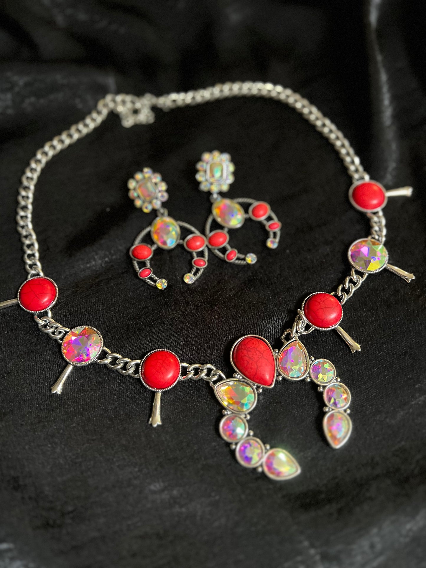 Lady In Red Dazzling Necklace Set