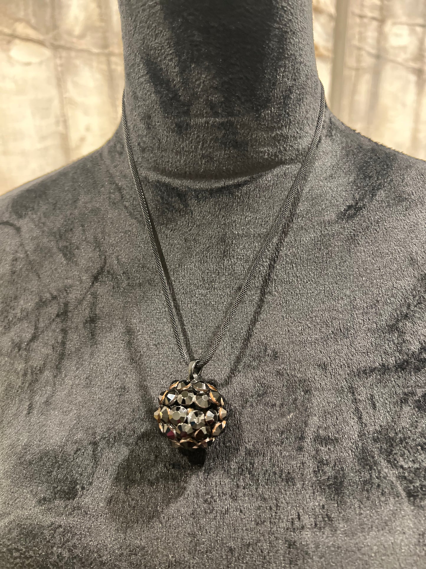 Black Sparking Sphere Necklace