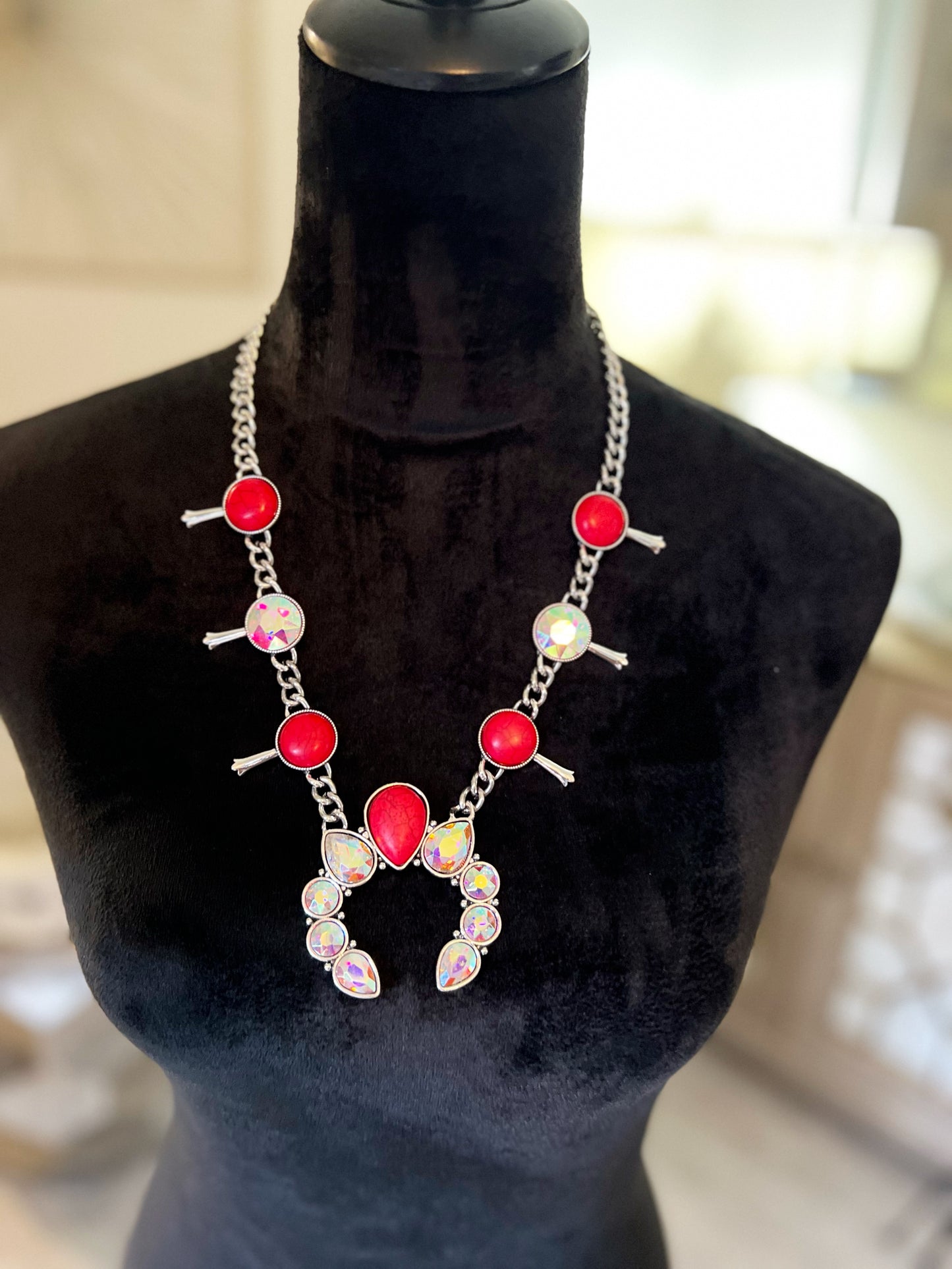 Lady In Red Dazzling Necklace Set