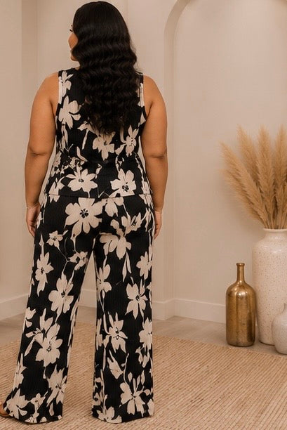 Lost In The Garden:  Plus Size Two-Piece Pants Set