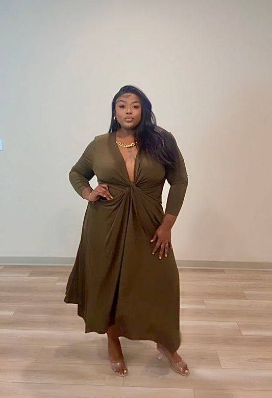 Vixen In Green Dress-Plus