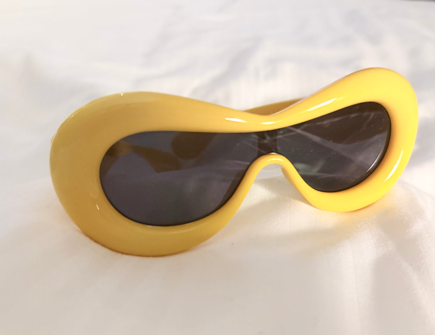 Oversized Exaggerated Retro Sunglasses