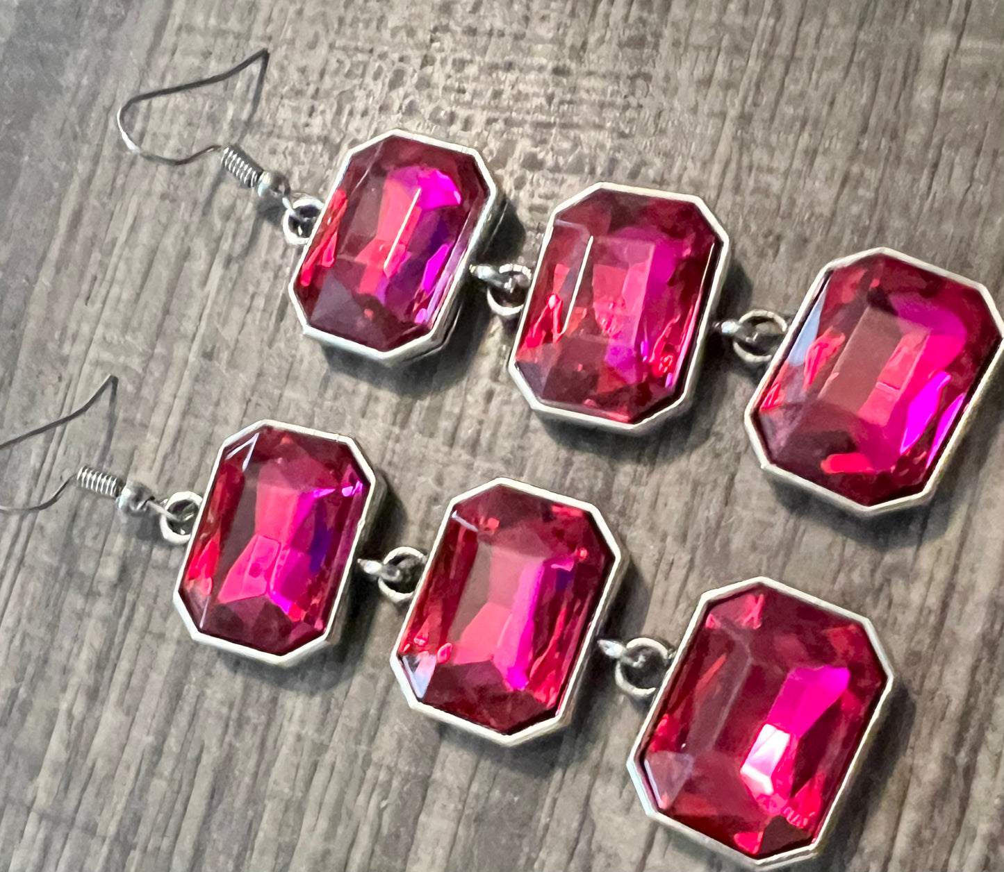 HOT PINK GEM TRIO EARRINGS