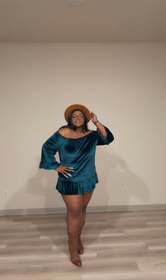 The Goddess Emerald Velvet Dress:Plus