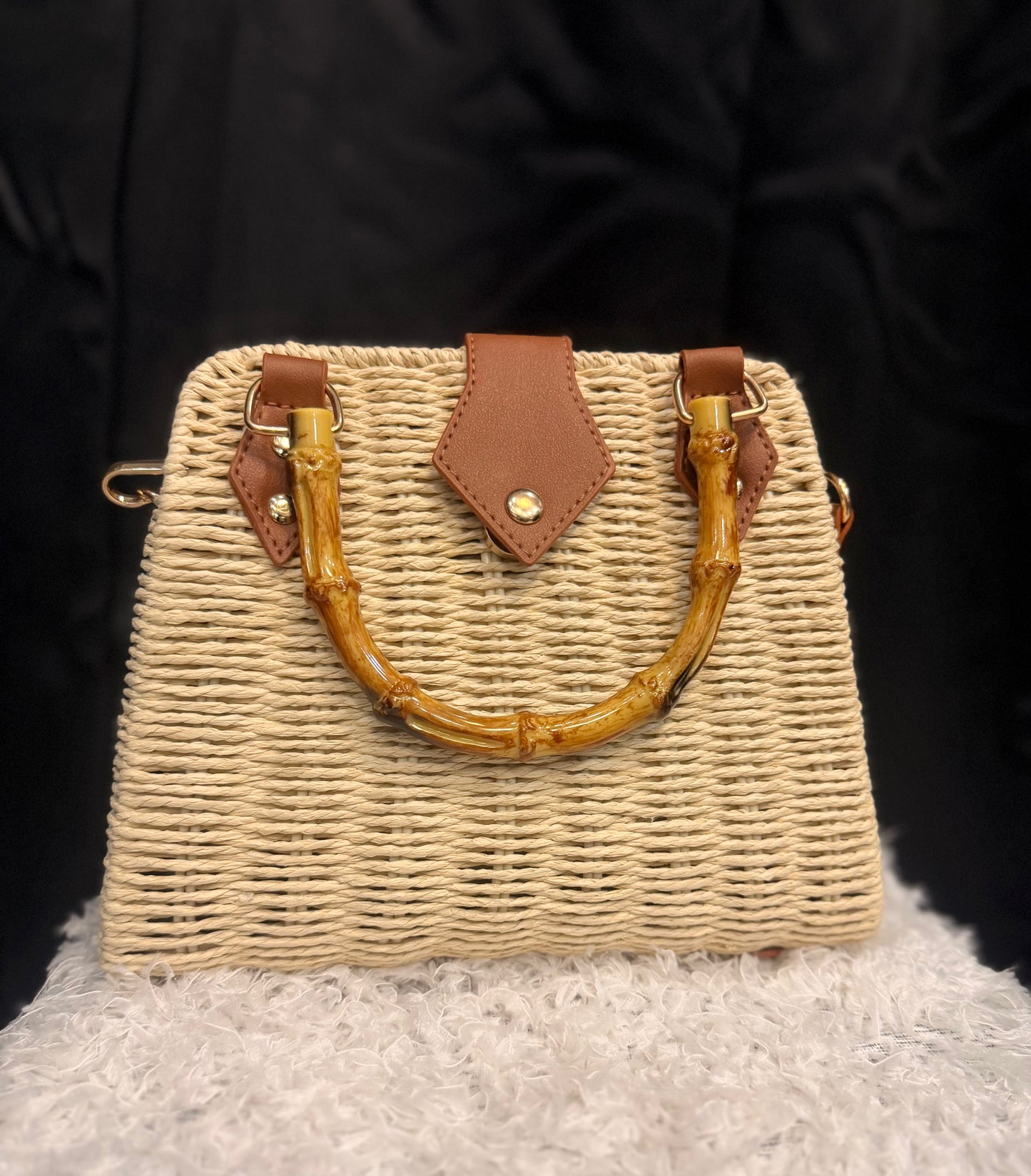 Straw Handbag w/ Bamboo Handles