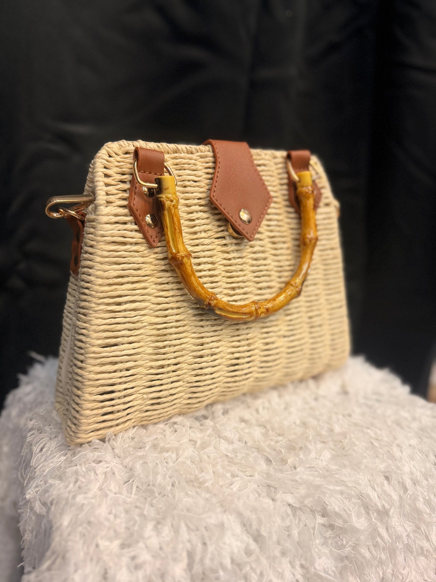 Straw Handbag w/ Bamboo Handles
