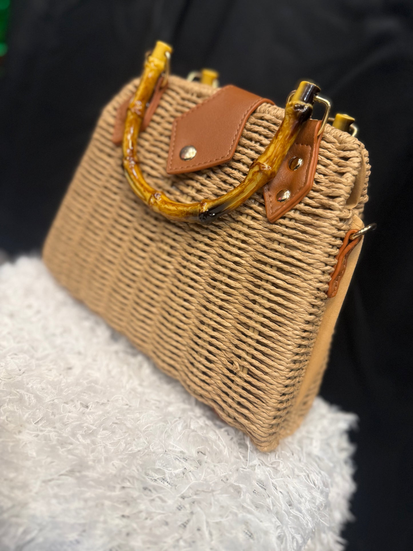 Straw Handbag w/ Bamboo Handles