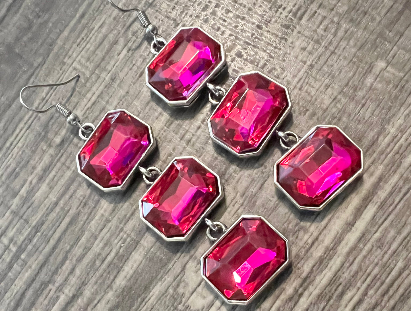 HOT PINK GEM TRIO EARRINGS