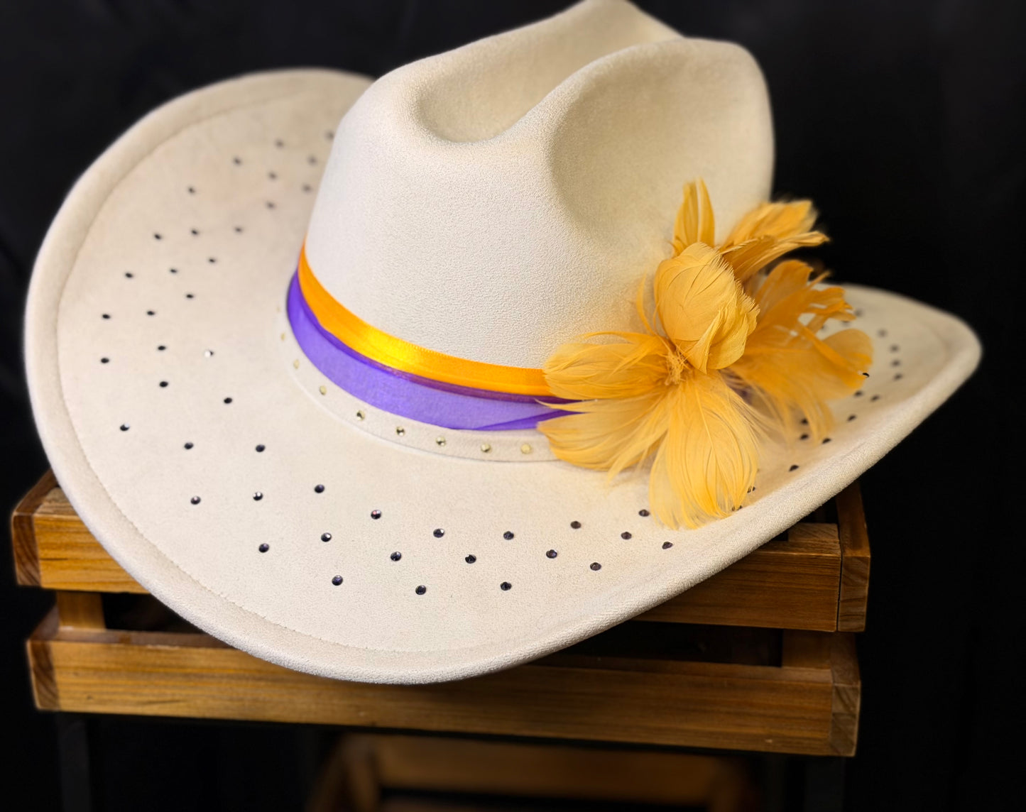 Popin In Purple & Gold Hat