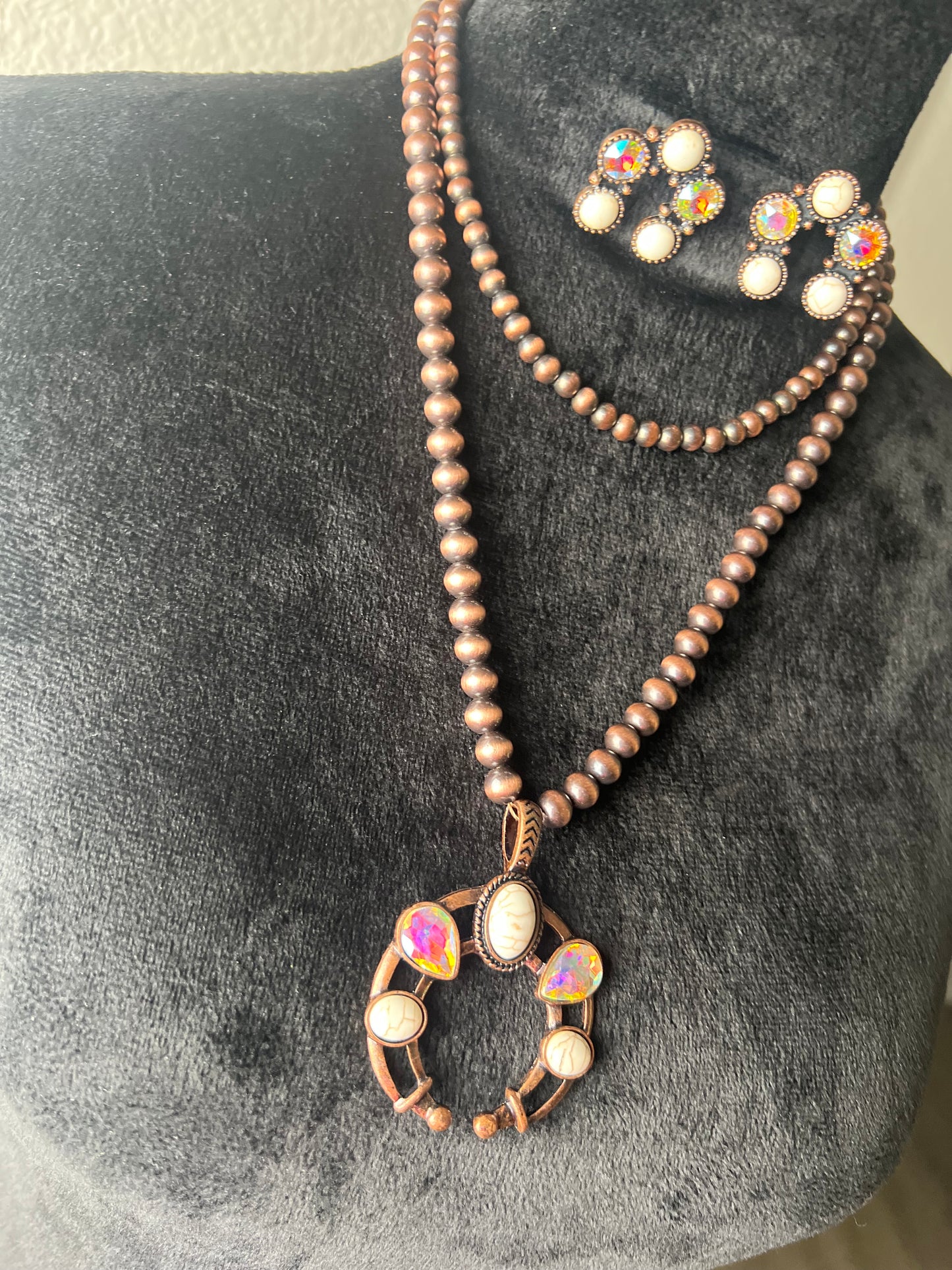 Western Chic Fashion Necklace Sets