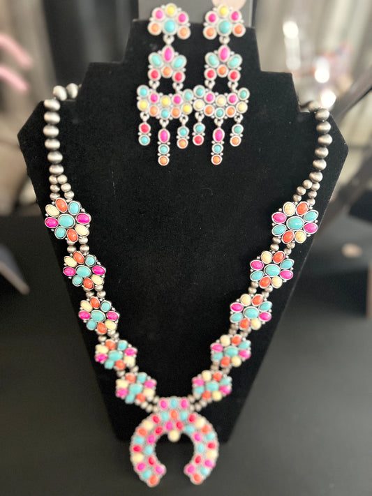 Western Chic Fashion Necklace Sets