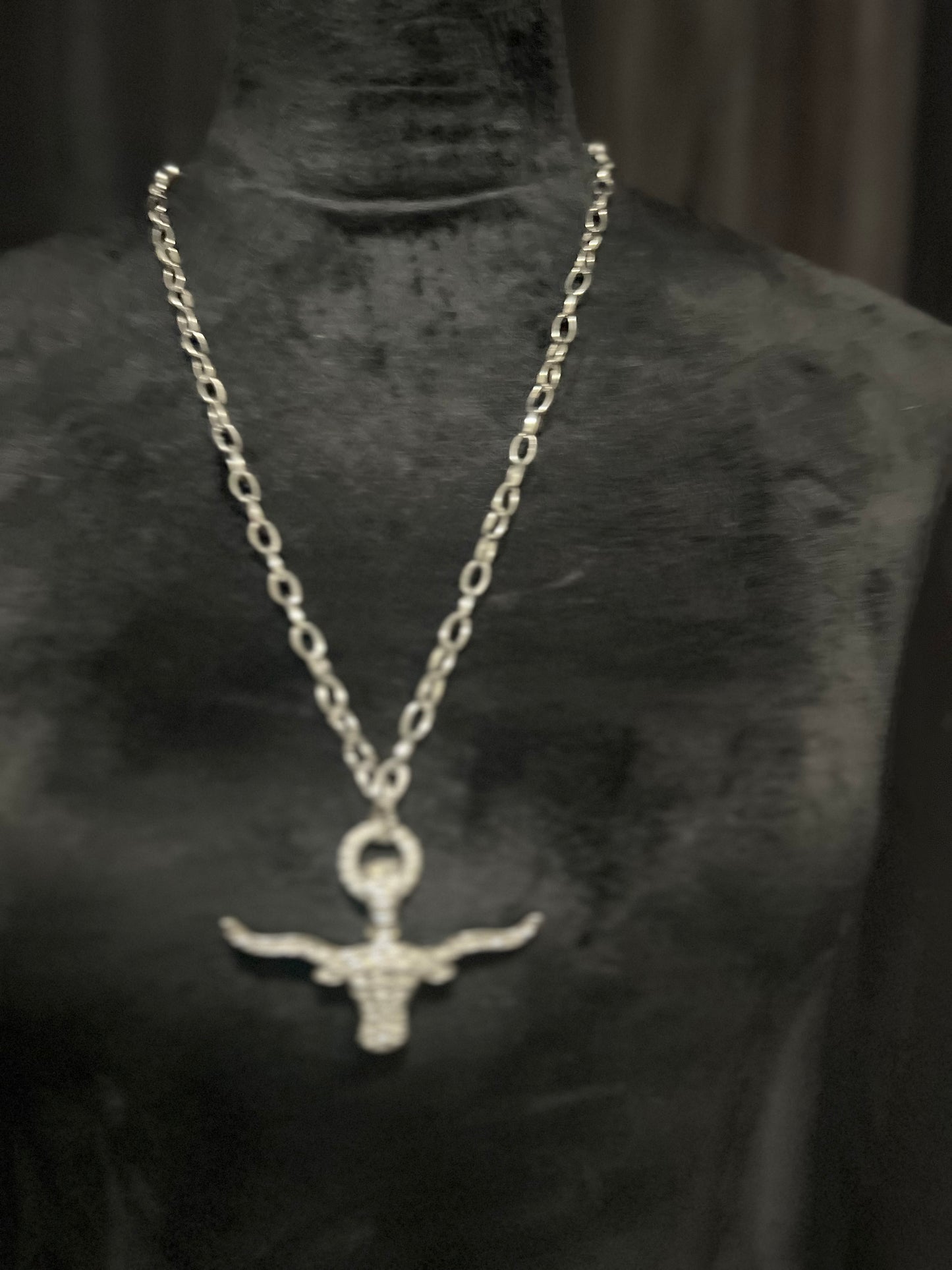 LONGHORN & RHINESTONE NECKLACE