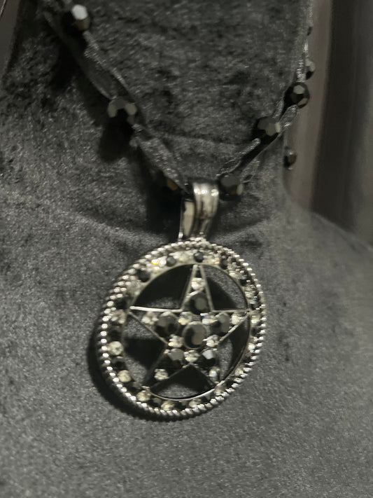 BLACK STAR & NYLON BEADED NECKLACE