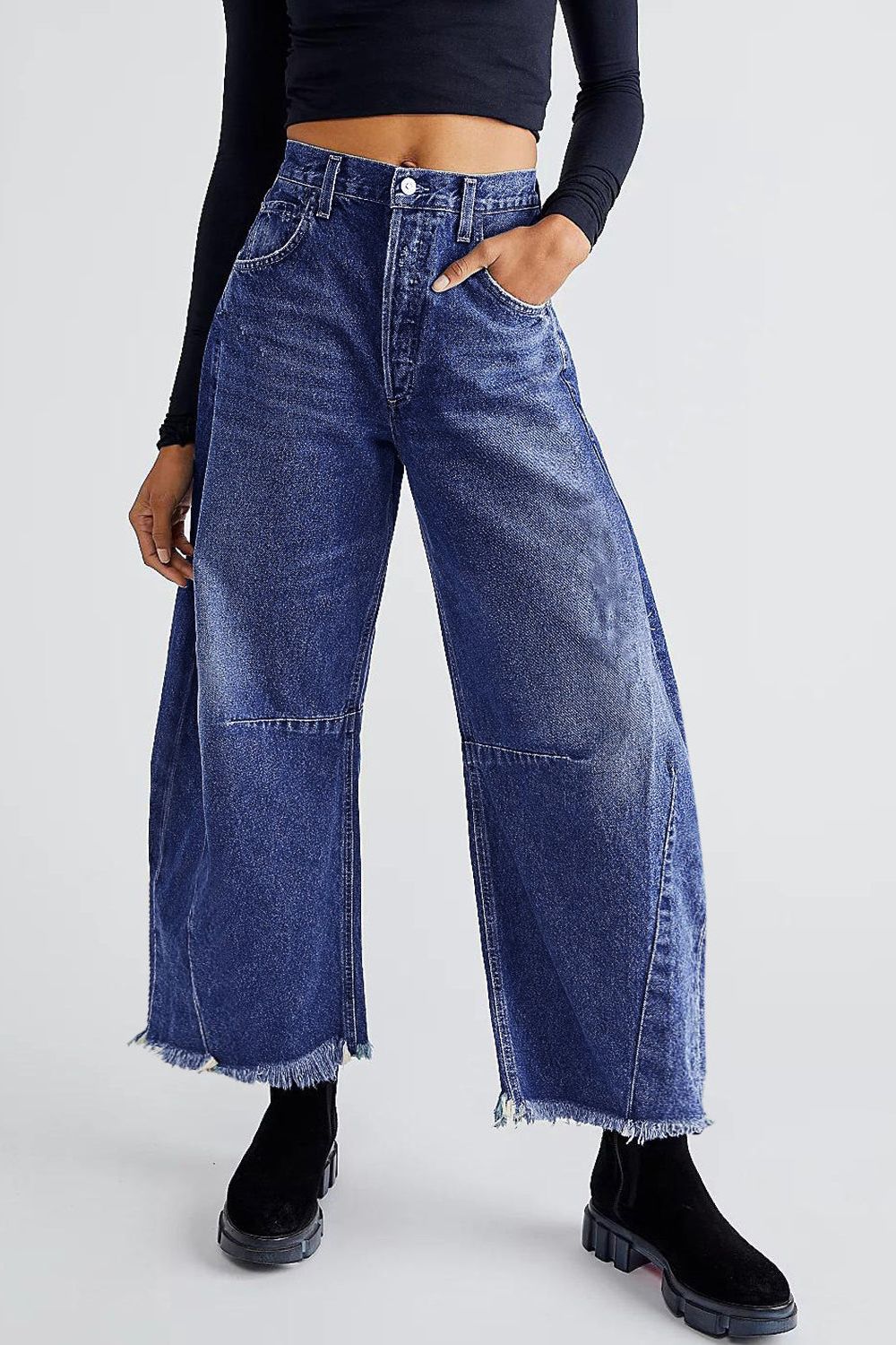 Raw Hem Wide Leg Jeans with Pockets